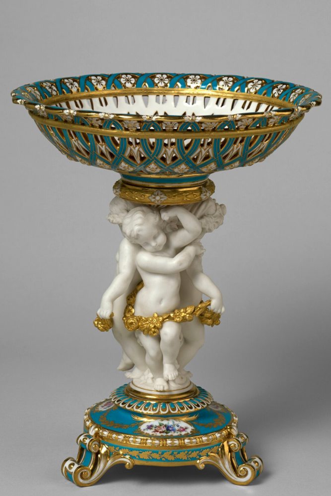 Minton Parian Centerpiece With 3 Cipids